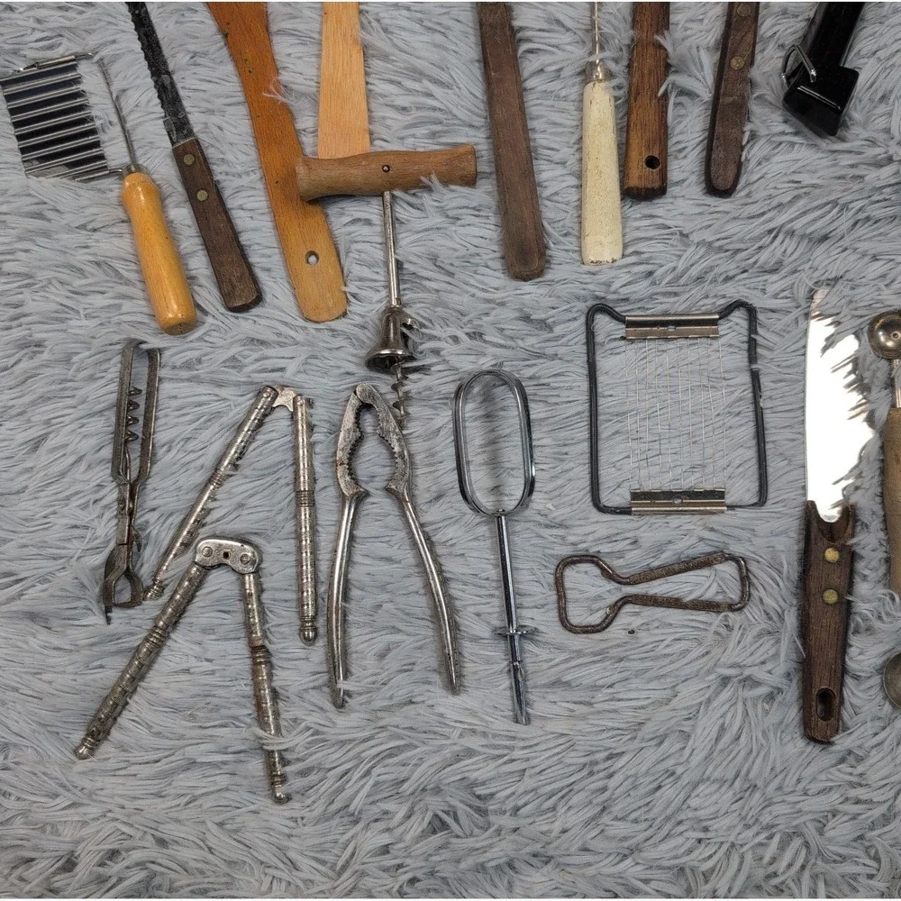 Lg Lot of 37 Vintage Kitchen Utensils Tools Farmhouse Primitive Decor‎ USA Japan